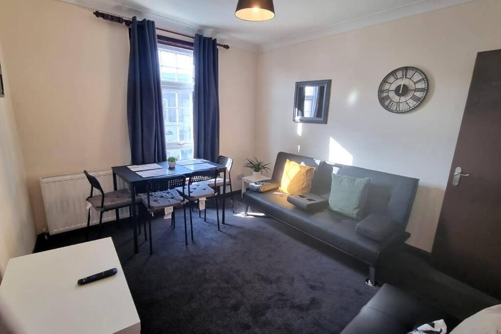 Lovely 3bedroom Apartament *