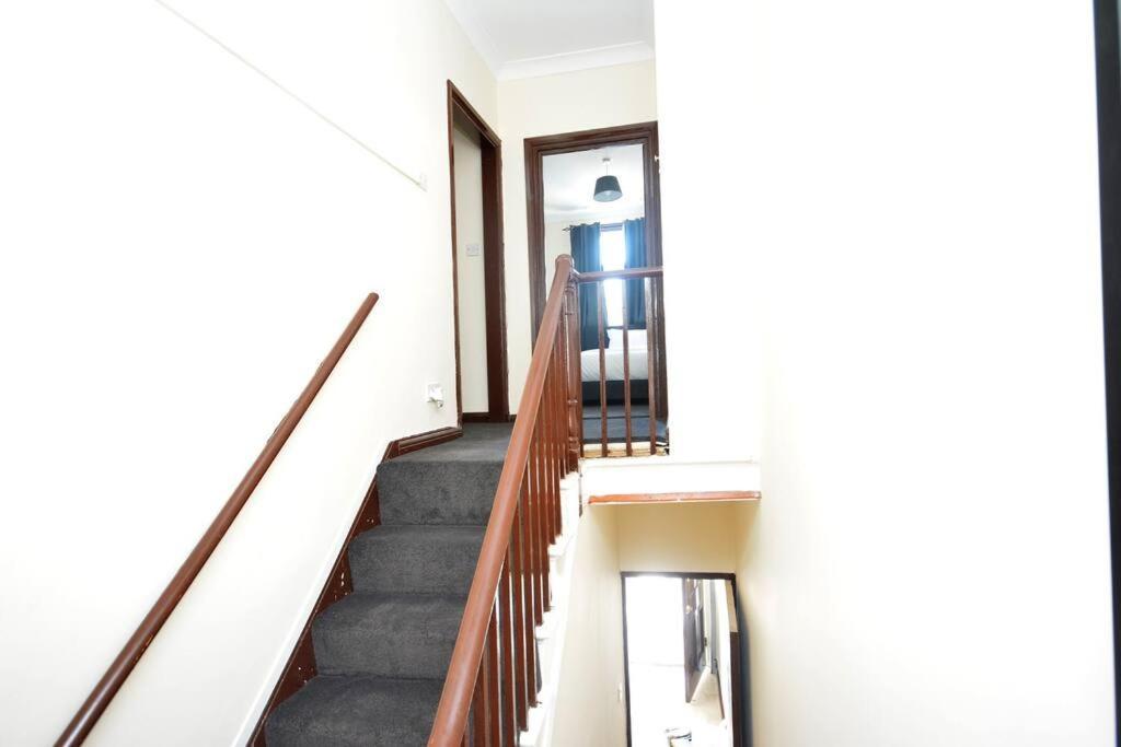 Apartament Lovely 3bedroom *